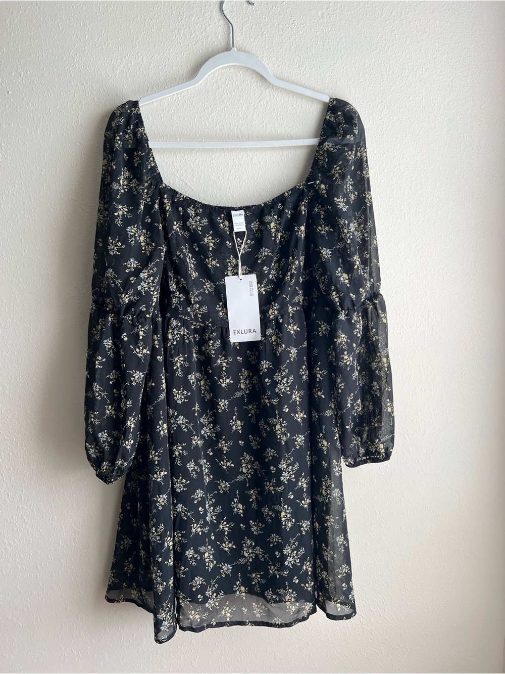 EXLURA Black Floral Long-Sleeve Mini Dress